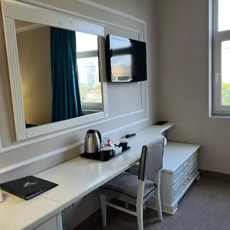 Adriatik Hotel, Bw Premier Collection Hotel 5*