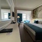 Adriatik Hotel, Bw Premier Collection 5*
