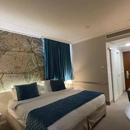 Adriatik Hotel, Bw Premier Collection 5* Durrës