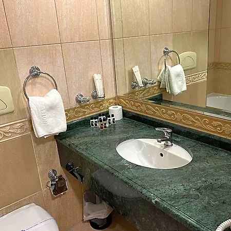 Adriatik Hotel, Bw Premier Collection Szálloda 5*