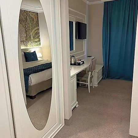 Adriatik Hotel, Bw Premier Collection