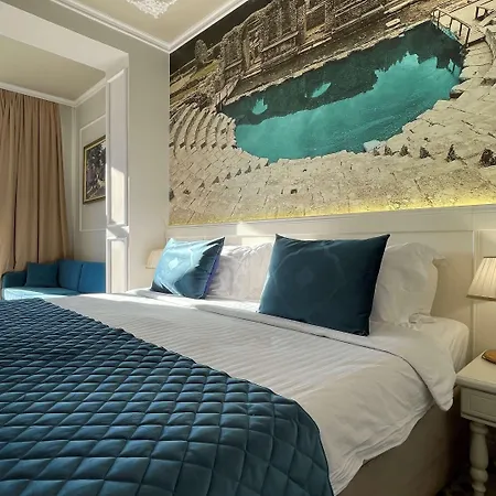 Adriatik Hotel, Bw Premier Collection 5*
