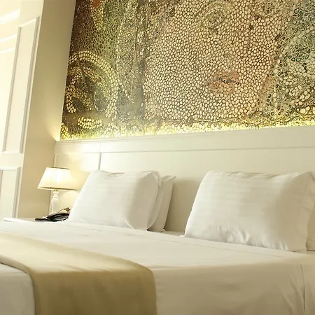 Adriatik Hotel, Bw Premier Collection ドゥラス