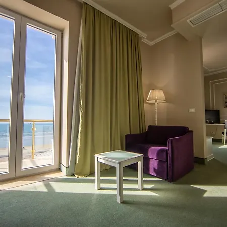 Adriatik Hotel, Bw Premier Collection