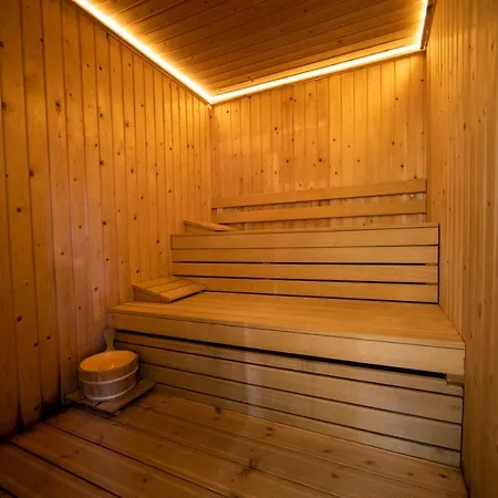 Adriatik Hotel, Bw Premier Collection