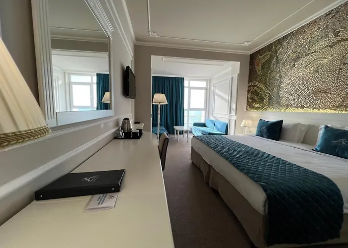 Adriatik Hotel, Bw Premier Collection 5*