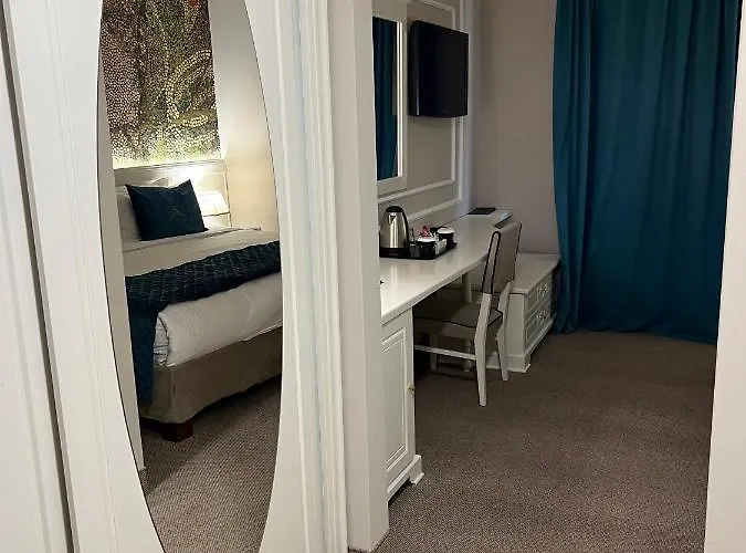 Adriatik Hotel, Bw Premier Collection Hotel Durres